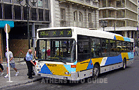 De express bus op het Syntagma Plein