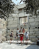 The Bulé, the entrance to the Acropolis